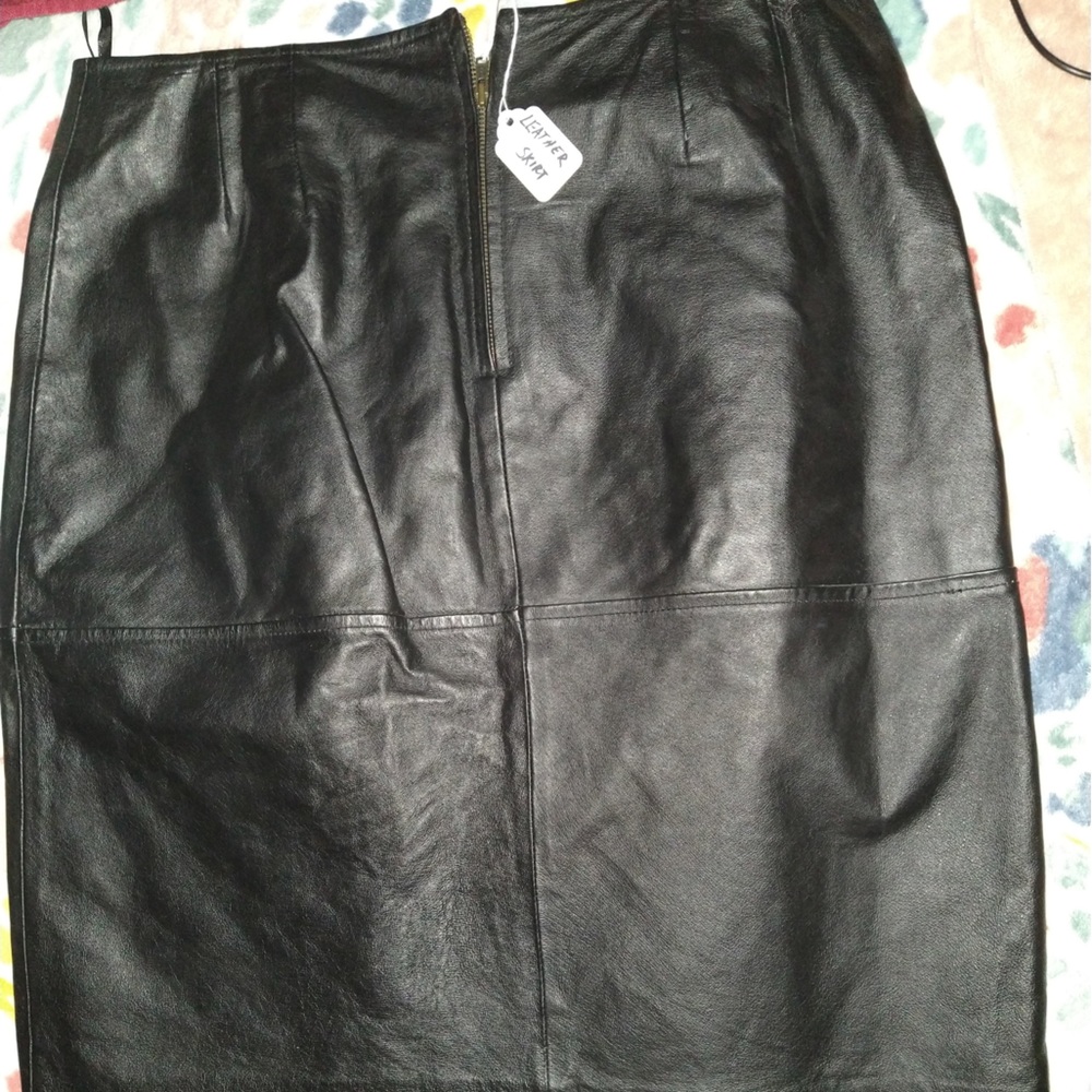 Leather skirt, never worn